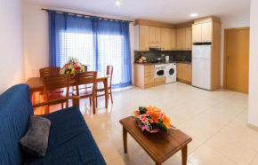 Schöne Wohnung Mit Terrasse Und Pool Nahe Dem Strand Und Geschäften Inmosantos Daniel Tipoc